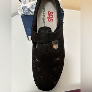 NEW SAS roamer slip on loafer - narrow in black 8 S